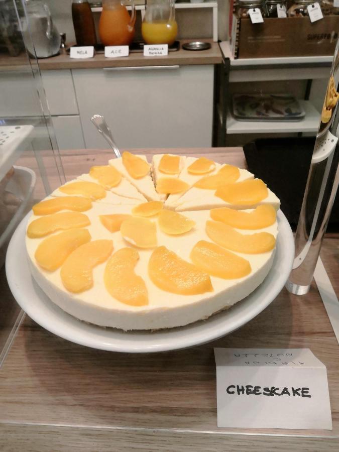 Hotel Iride Suite & Breakfast- Ideale Per Famiglie E Coppie Riccione Zewnętrze zdjęcie
