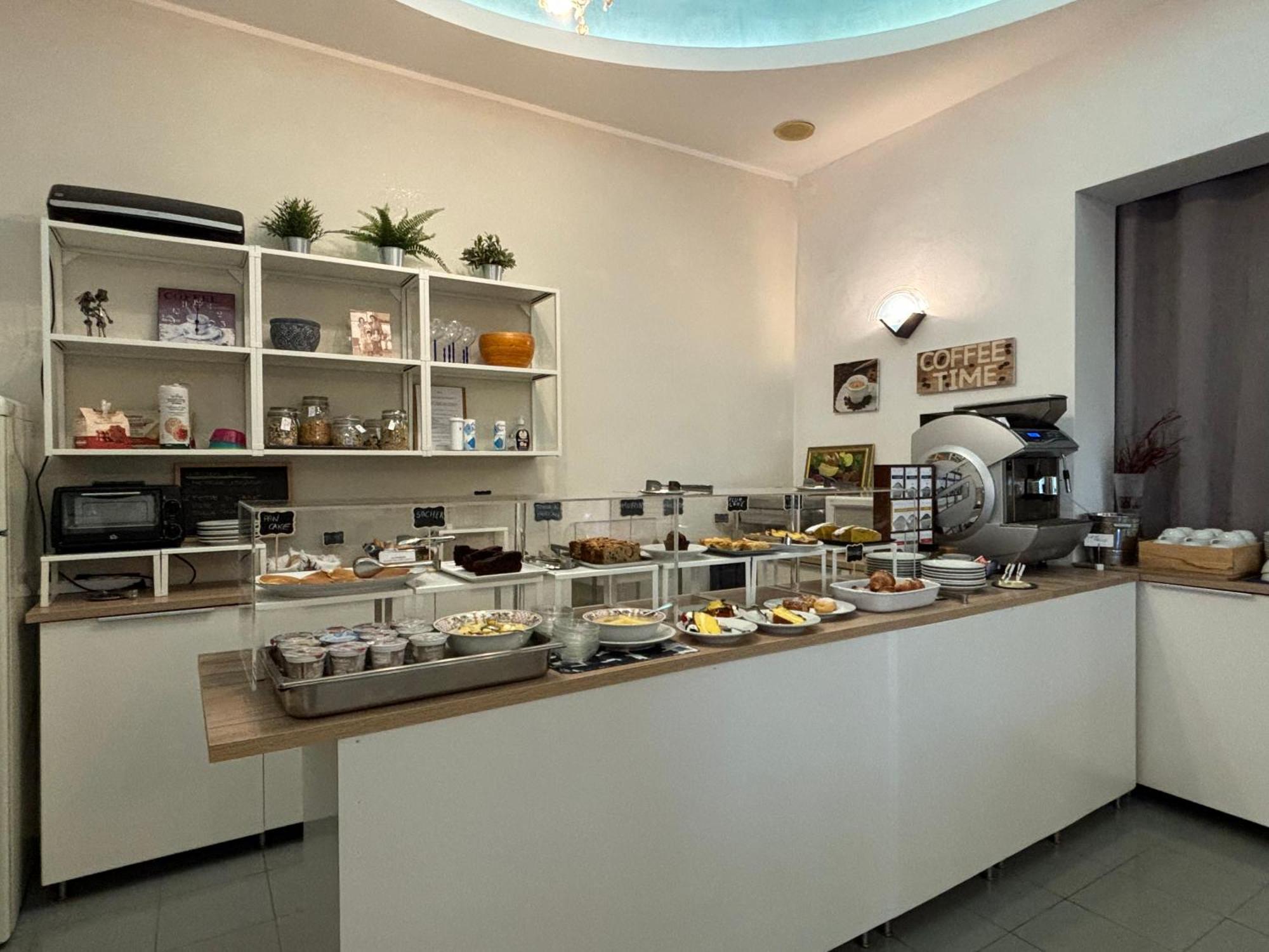 Hotel Iride Suite & Breakfast- Ideale Per Famiglie E Coppie Riccione Zewnętrze zdjęcie