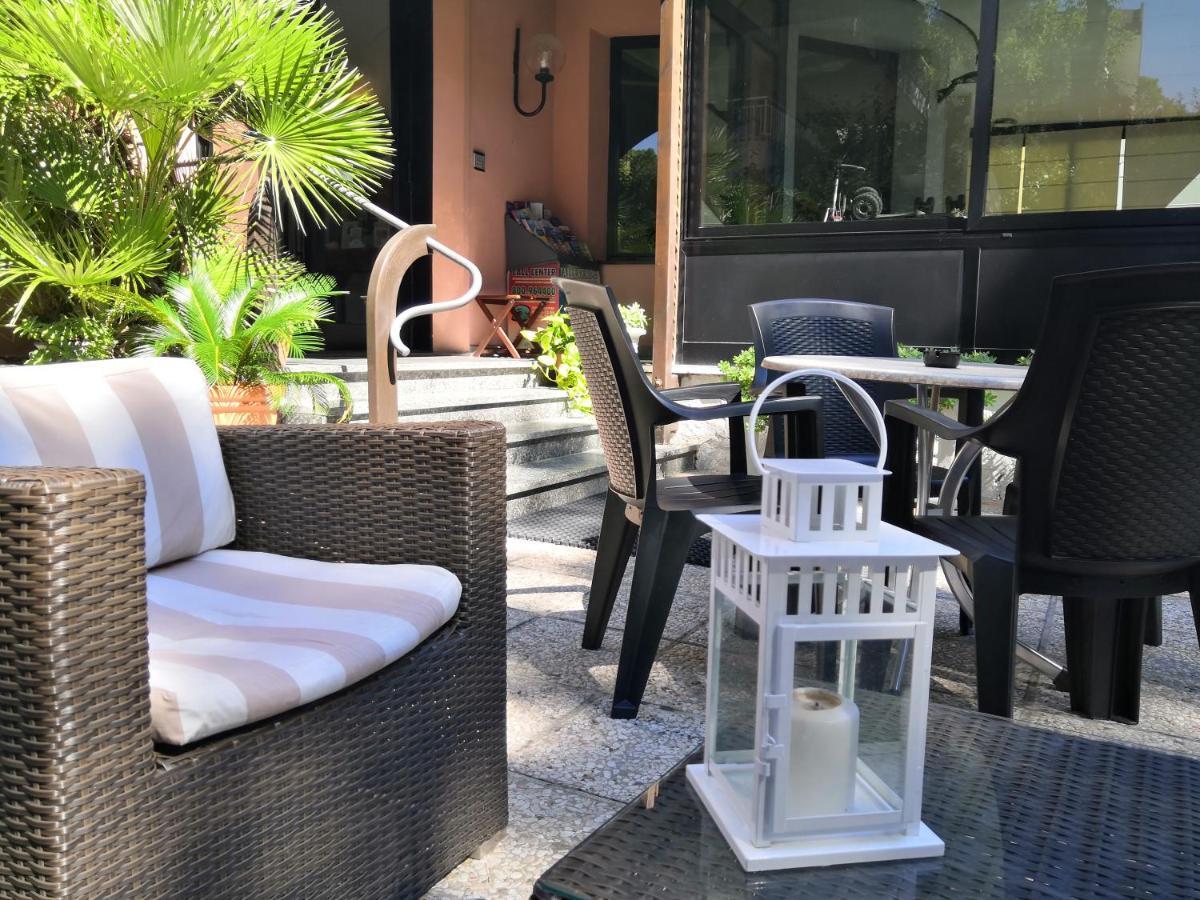Hotel Iride Suite & Breakfast- Ideale Per Famiglie E Coppie Riccione Zewnętrze zdjęcie